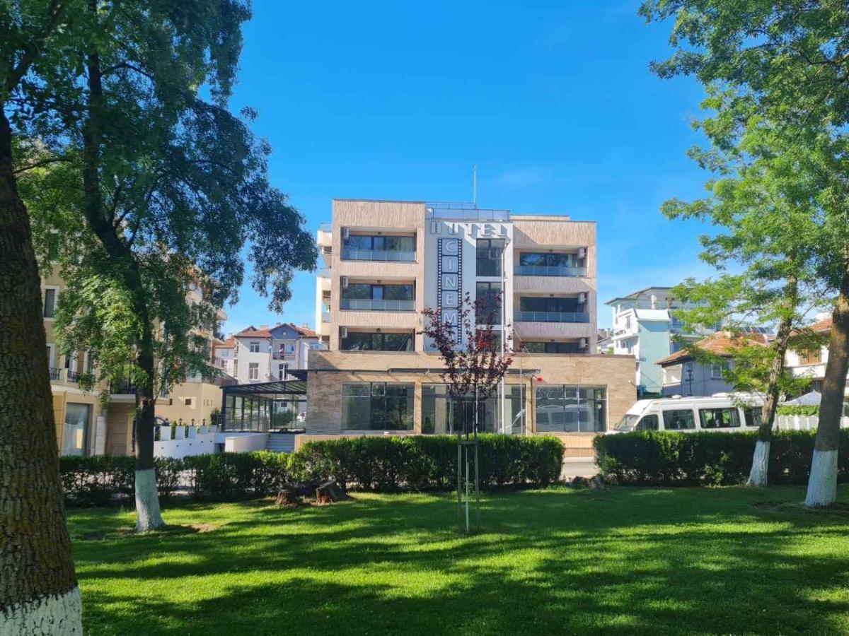 Cinema Hotel Πριμόρσκο Εξωτερικό φωτογραφία