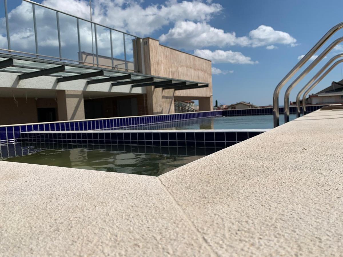 Cinema Hotel Πριμόρσκο Εξωτερικό φωτογραφία
