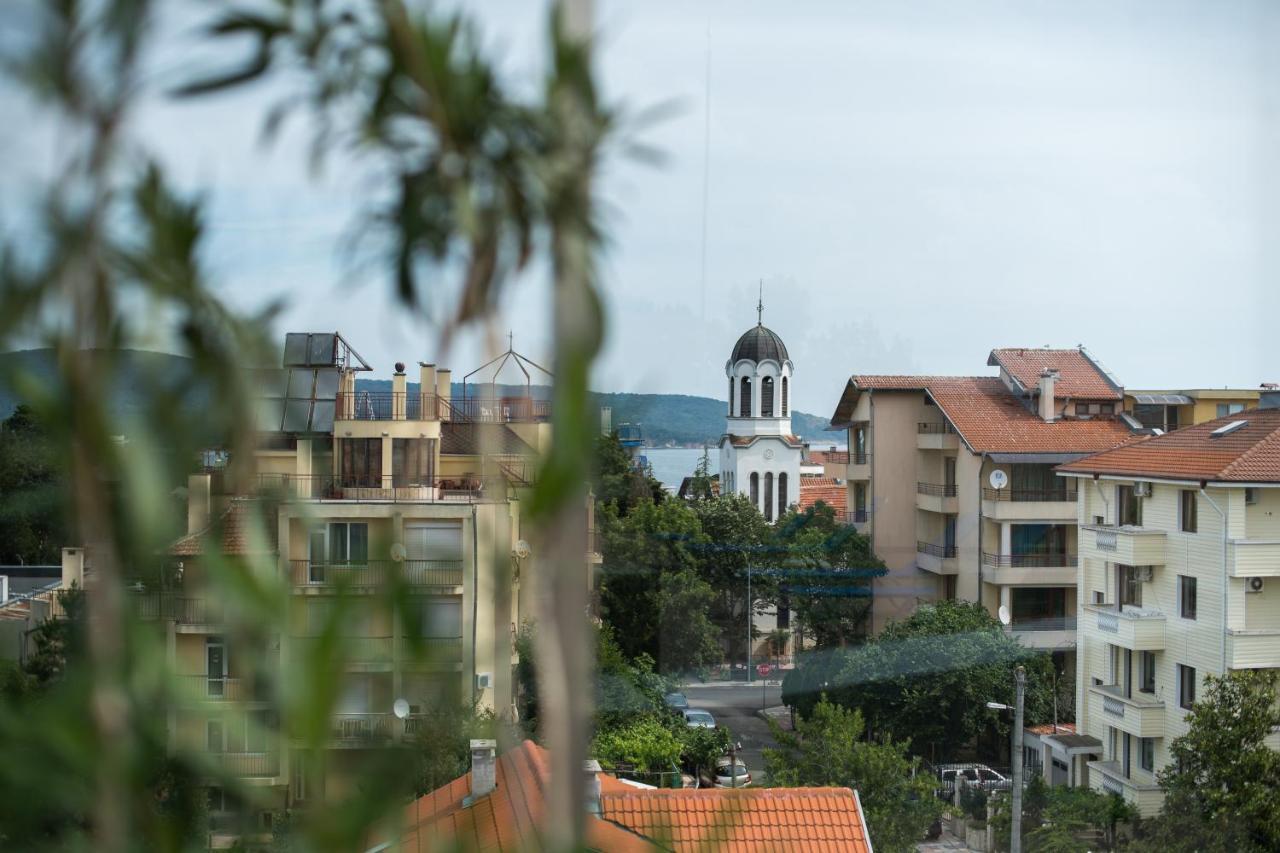 Cinema Hotel Πριμόρσκο Εξωτερικό φωτογραφία