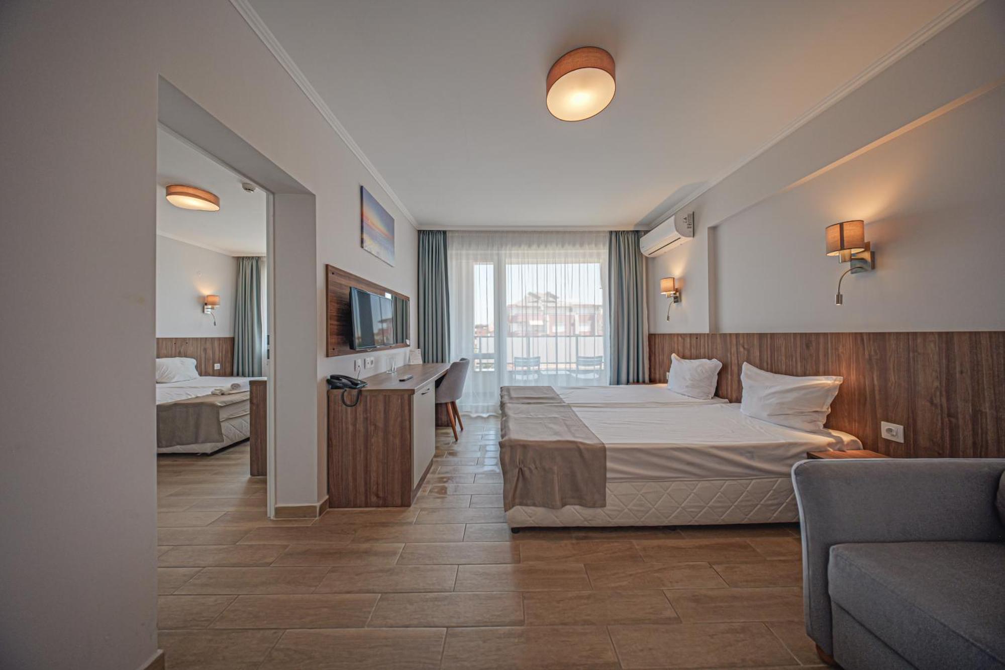 Cinema Hotel Πριμόρσκο Εξωτερικό φωτογραφία