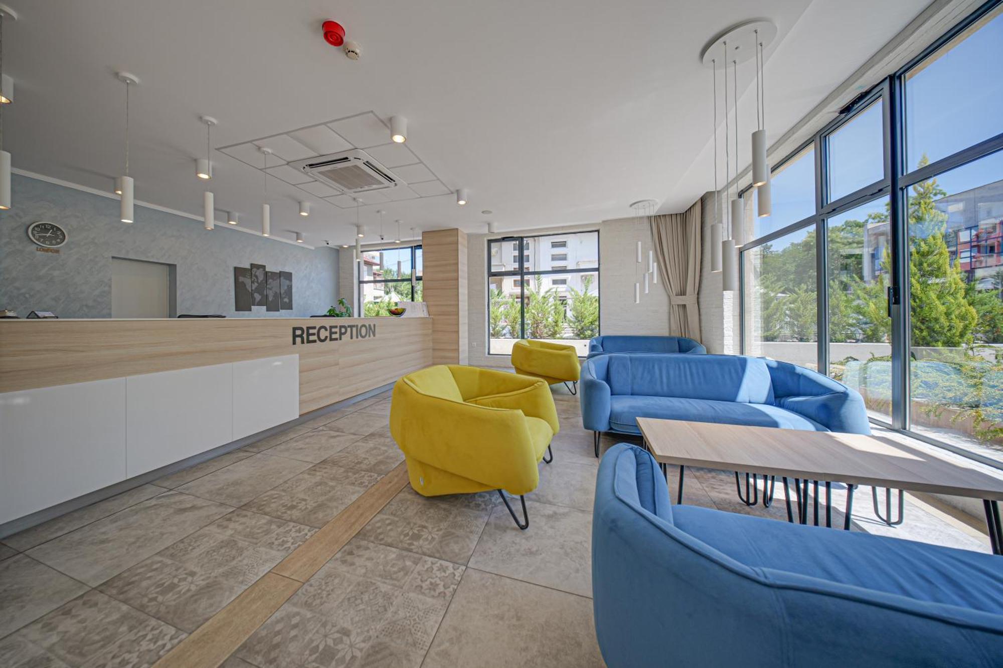 Cinema Hotel Πριμόρσκο Εξωτερικό φωτογραφία